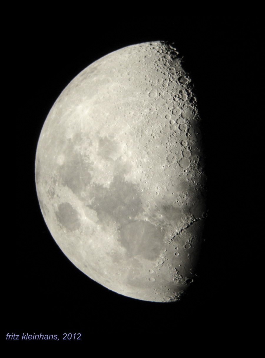 picture of the gibbous moon